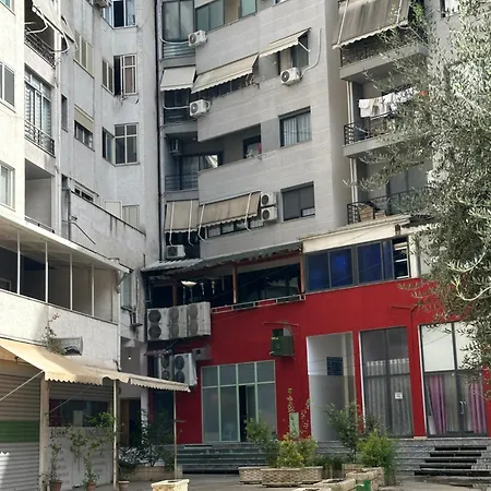 Amar * Tirana